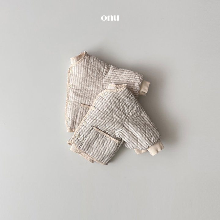 Onu - Korean Children Fashion - #kidsshorts - Striped Quilted Jumper - 4