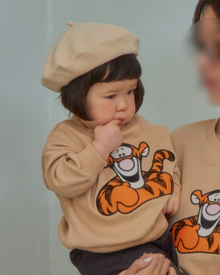Oott Bebe - Korean Women Fashion - #momslook - Pooh Friends Sweatshirt Tigger (Adult) - 4