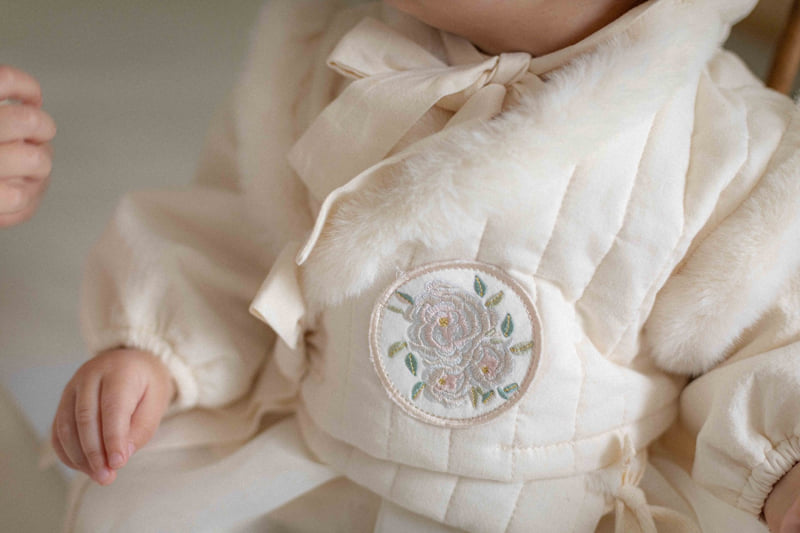 Oren - Korean Baby Fashion - #babyoninstagram - Bebe Yoonseul Girls Hanbok Suit - 3