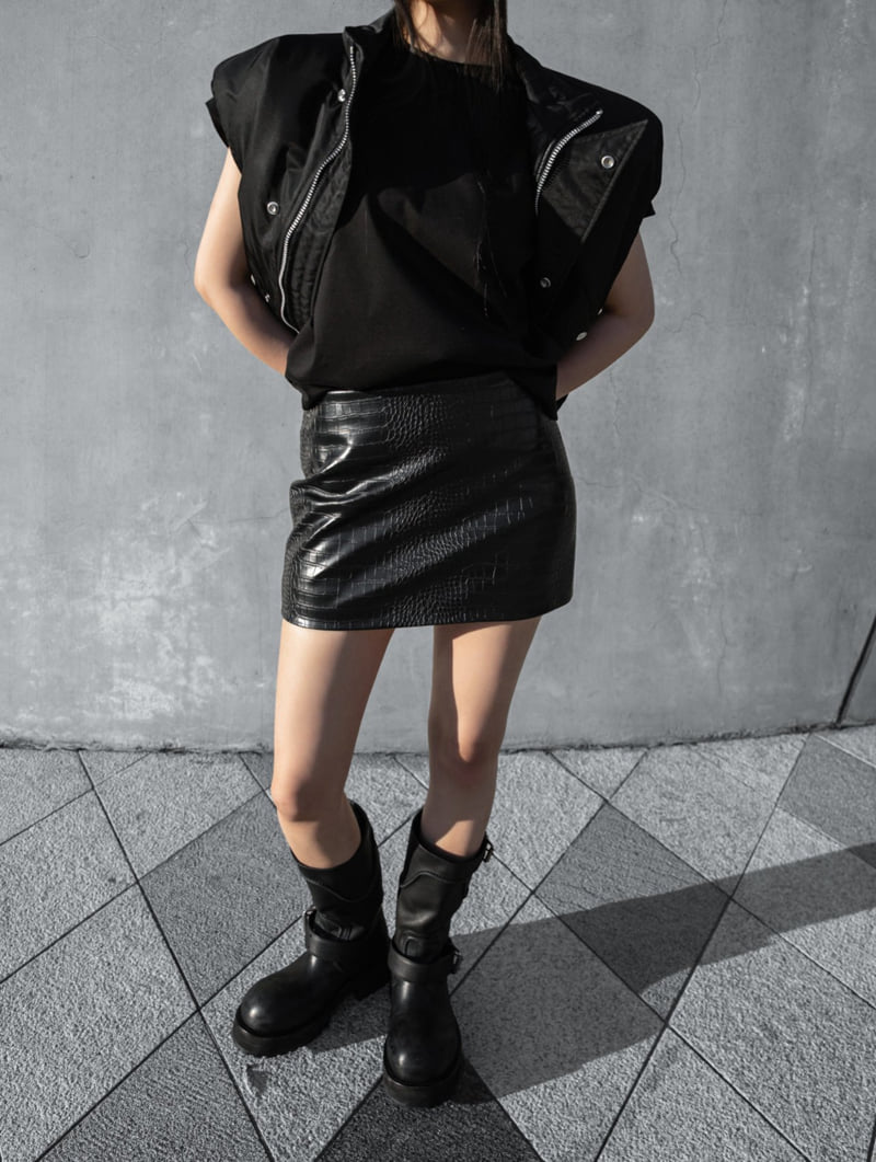 Paper Moon - Korean Women Fashion - #momslook - Cocodile Leather Pattern Mini Skirt