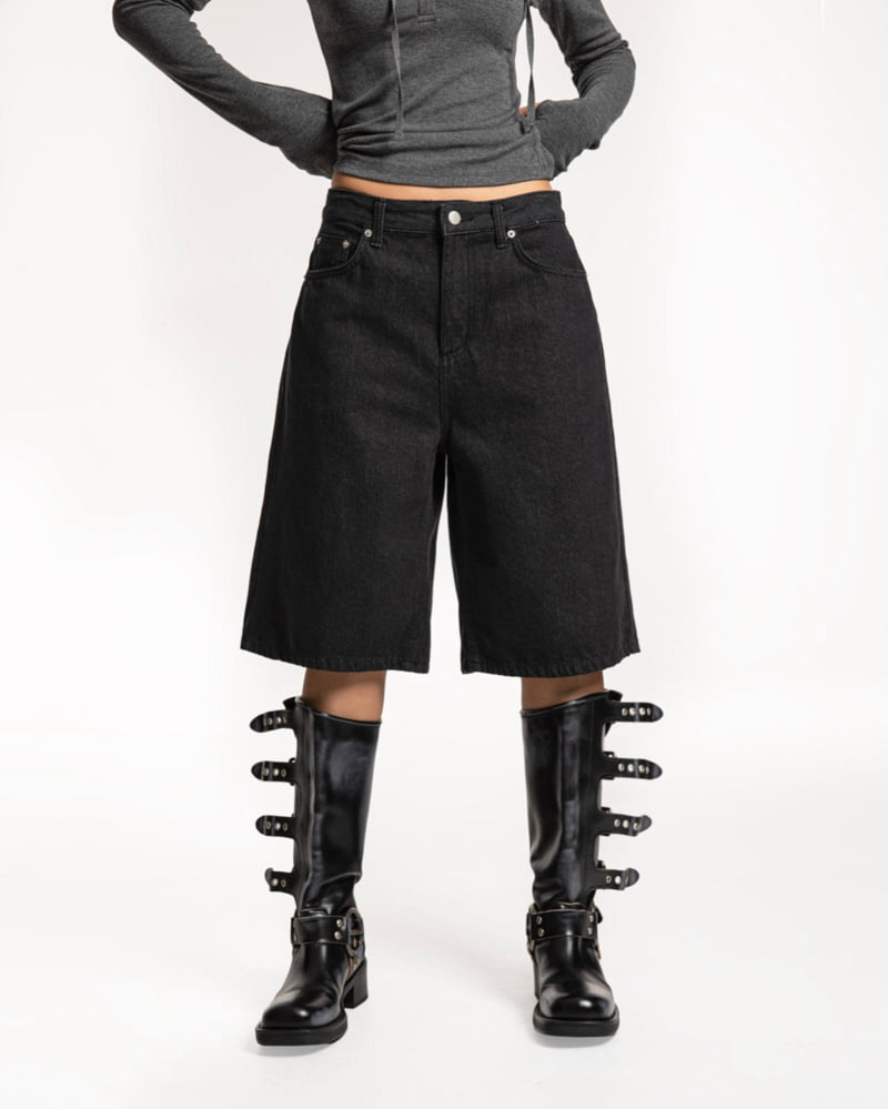 Paper Moon - Korean Women Fashion - #momslook - Classic Washed Wide Bermuda Pants - 3