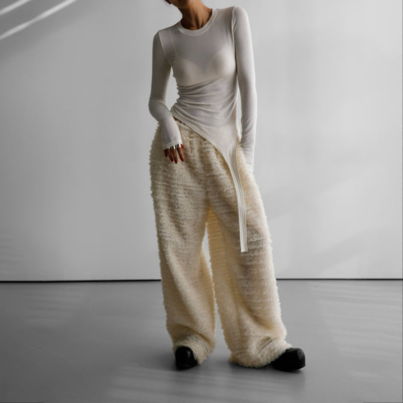 Paper Moon - Korean Women Fashion - #womensfashion - Unbalanced Hem Line Detail Slim Long Sleeved Tee - 4