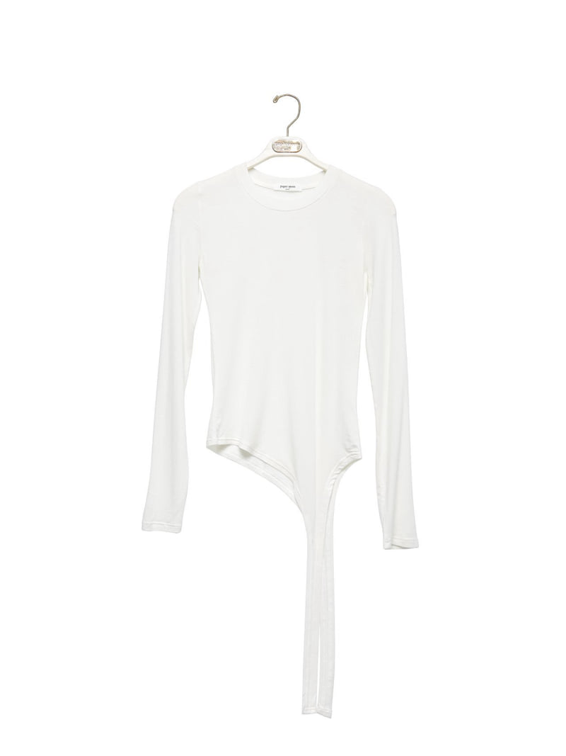 Paper Moon - Korean Women Fashion - #momslook - Unbalanced Hem Line Detail Slim Long Sleeved Tee - 8
