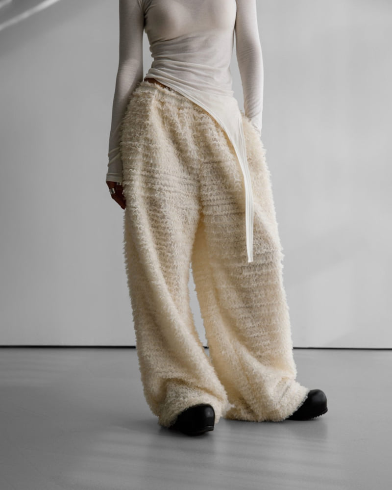 Paper Moon - Korean Women Fashion - #momslook - Lux Feather Lace Detail Wide Trousers - 10