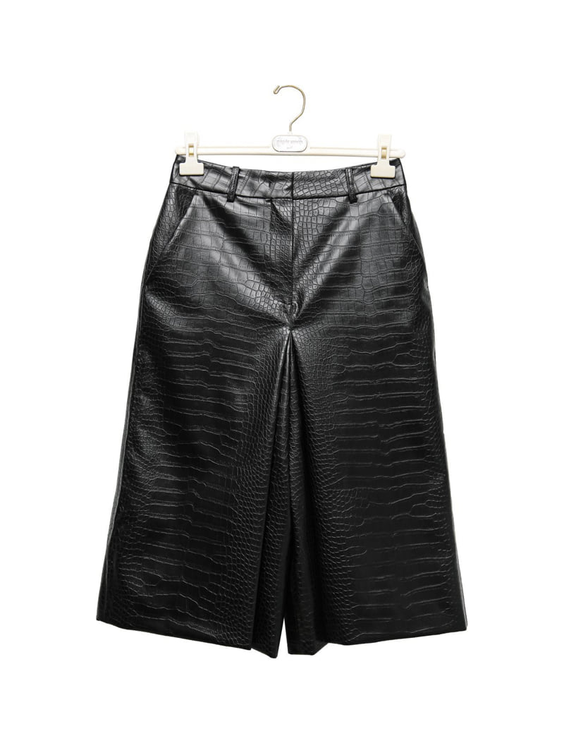 Paper Moon - Korean Women Fashion - #womensfashion - Crocodile Vegan Leather Skirt Detail Wide Culottes Pants - 4