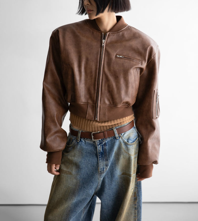 Paper Moon - Korean Women Fashion - #momslook - Vegan Leather Cropped Full-up Bomber Jacket - 3
