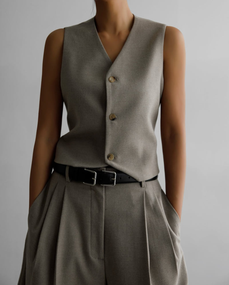 Paper Moon - Korean Women Fashion - #momslook - Flannel Wool Set-up Tailored Vest - 10