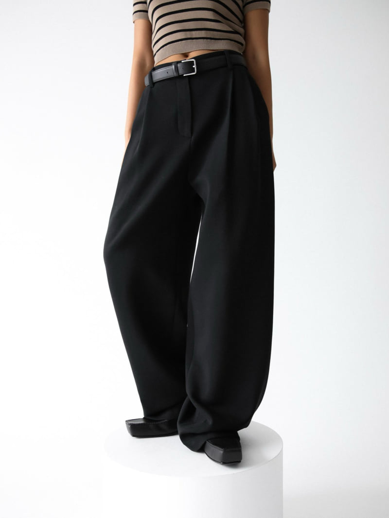 Paper Moon - Korean Women Fashion - #momslook - Sweat Wide Pintuck Trousers - 2