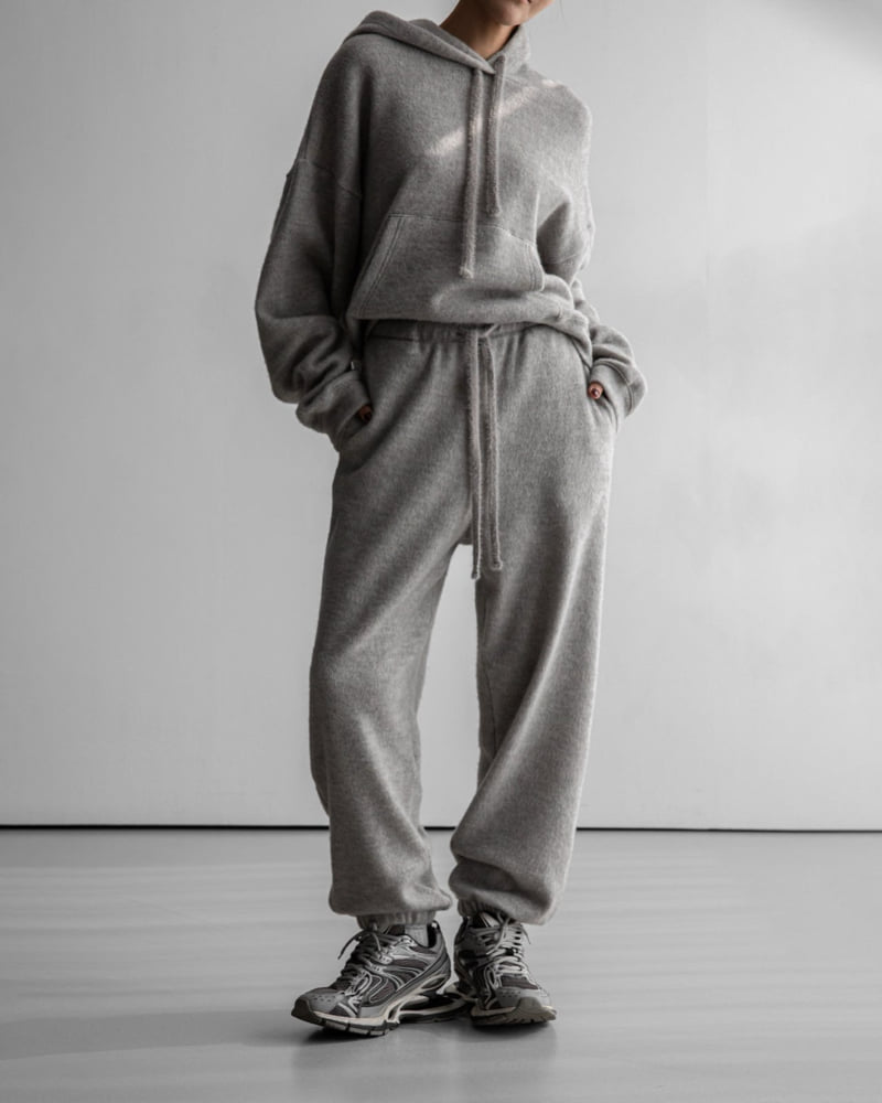 Paper Moon - Korean Women Fashion - #momslook - Hairy Texture Cozy Jogger Pants - 5
