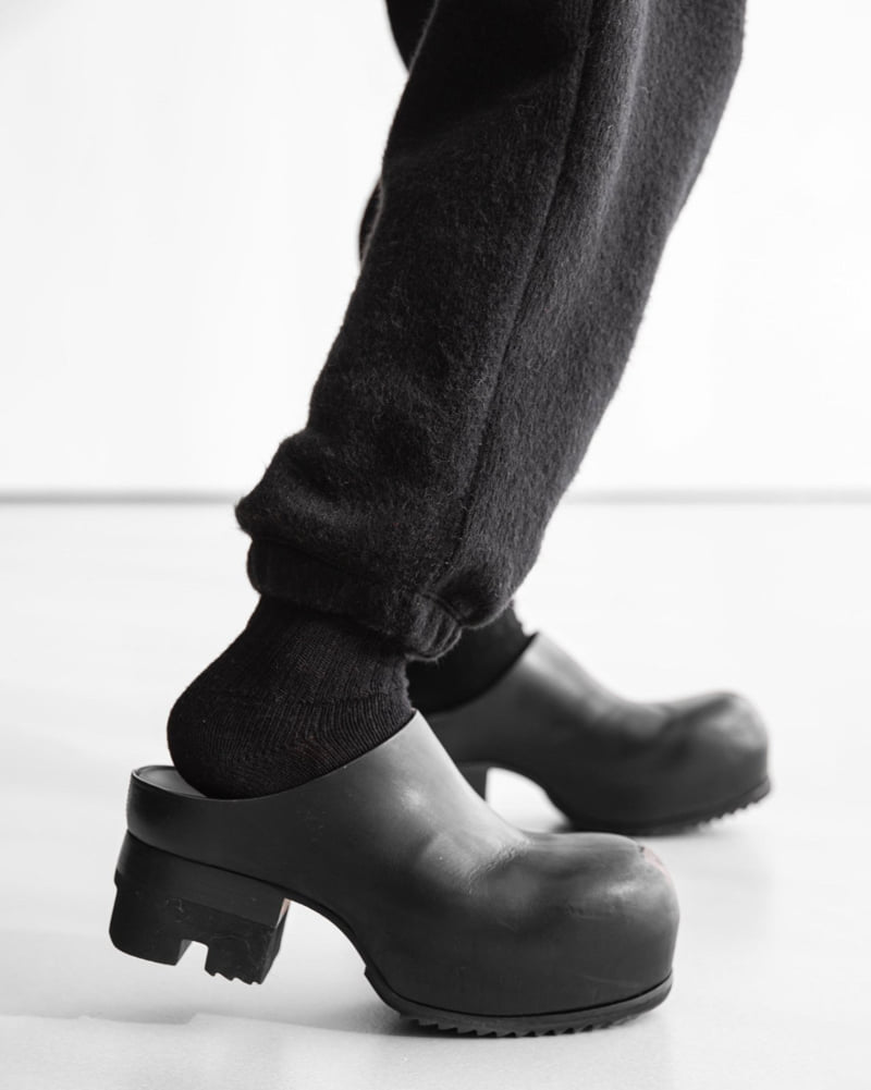 Paper Moon - Korean Women Fashion - #thatsdarling - Hairy Texture Cozy Jogger Pants - 3