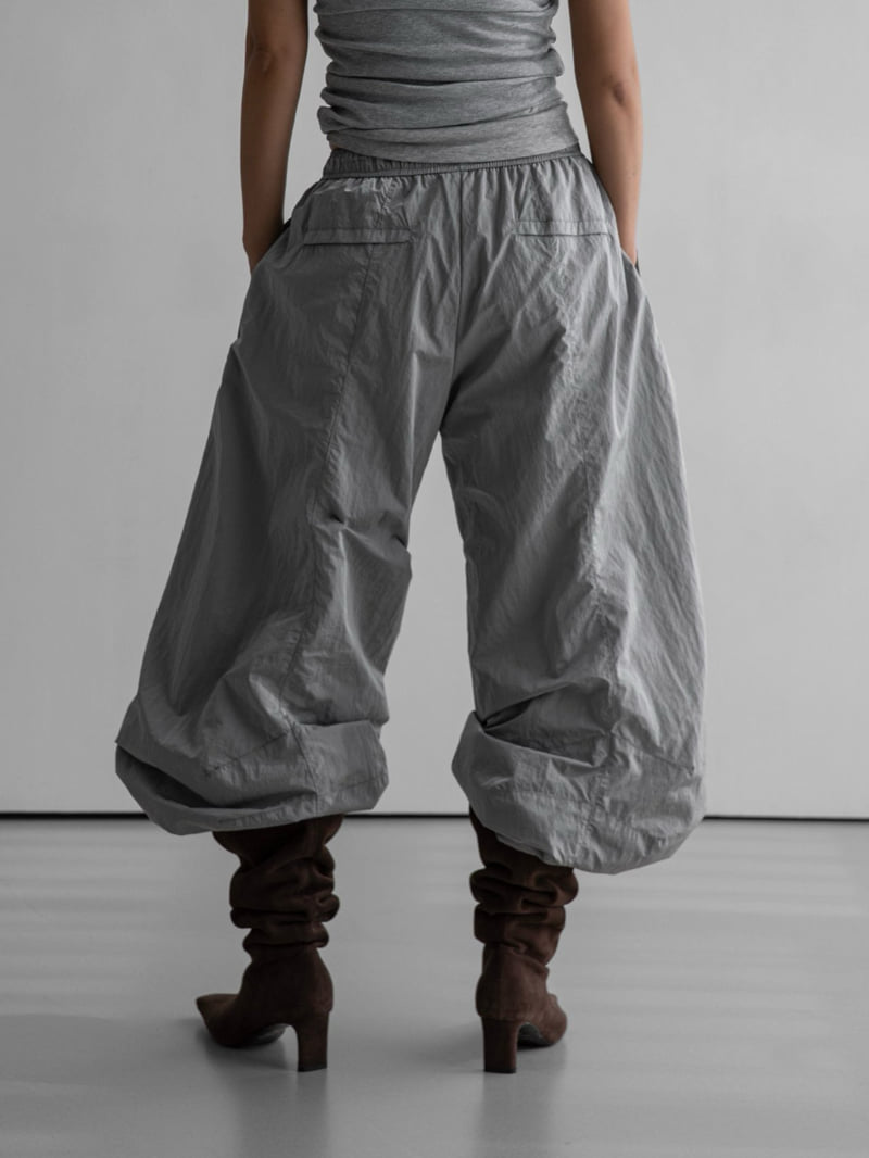 Paper Moon - Korean Women Fashion - #thatsdarling - Nylon Drawstring Wide Twist Pattern Trousers - 3