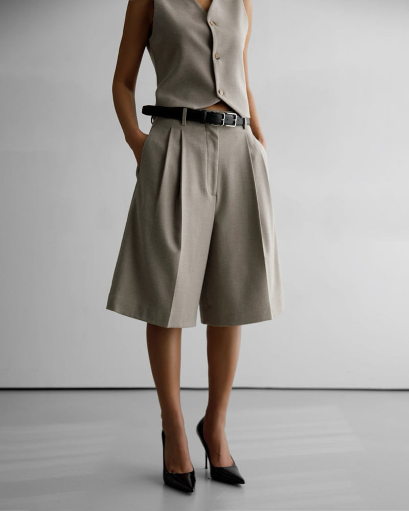 Paper Moon - Korean Women Fashion - #thelittlethings - Flannel Wool Set-up Bermuda Pants - 10