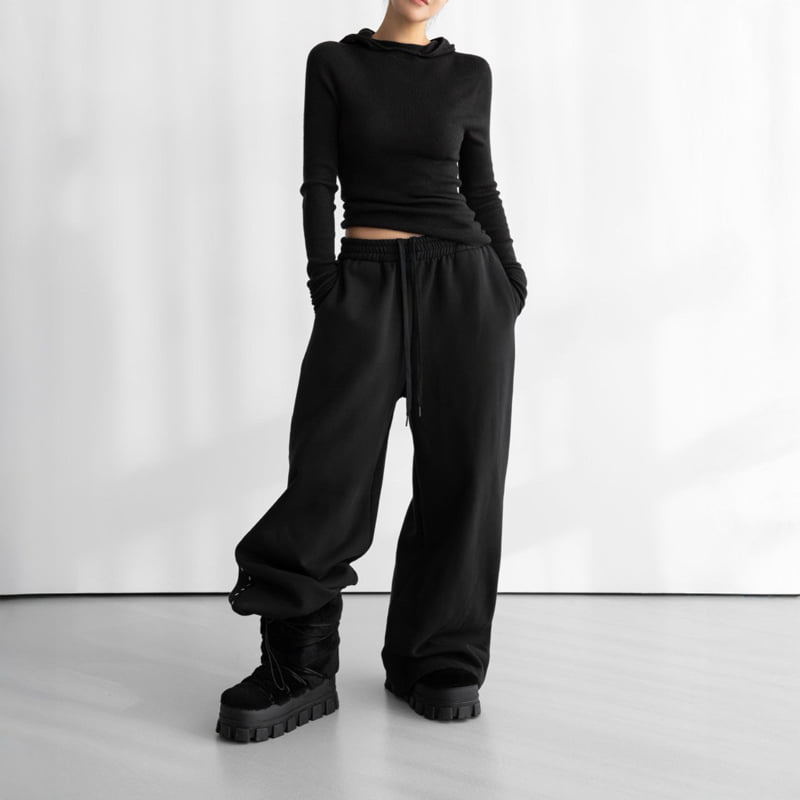 Paper Moon - Korean Women Fashion - #womensfashion - Oversized Eyelet Line Detail Sweat Wide Trousers - 3
