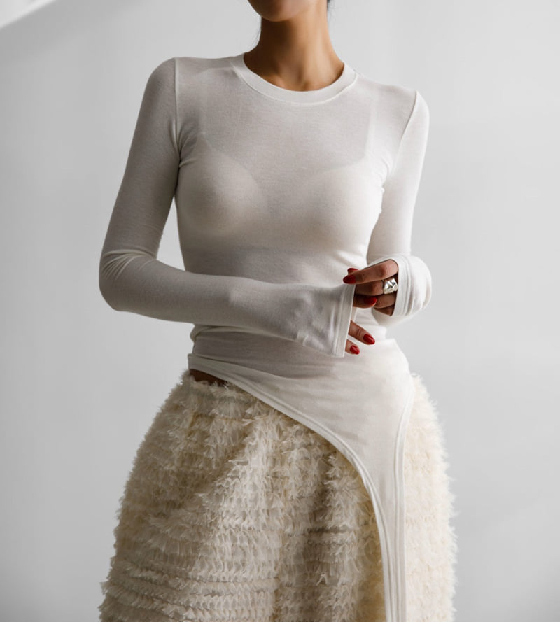 Paper Moon - Korean Women Fashion - #womensfashion - Unbalanced Hem Line Detail Slim Long Sleeved Tee - 5