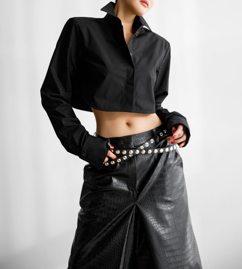 Paper Moon - Korean Women Fashion - #momslook - Classic Shoulder Padded Crop Button Down Shirt - 4