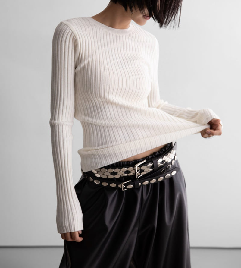 Paper Moon - Korean Women Fashion - #womensfashion - Long Sleeved Ribbed Round Neck Knit Top - 7