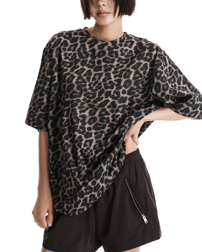 Paper Moon - Korean Women Fashion - #womensfashion - Oversized Leopard Print Tee - 3
