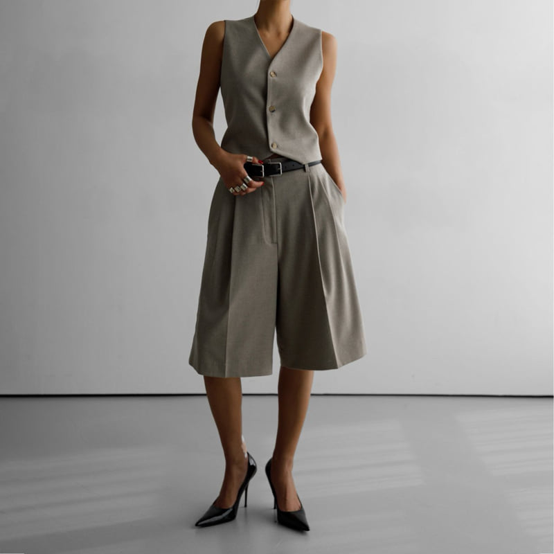 Paper Moon - Korean Women Fashion - #womensfashion - Flannel Wool Set-up Tailored Vest - 11