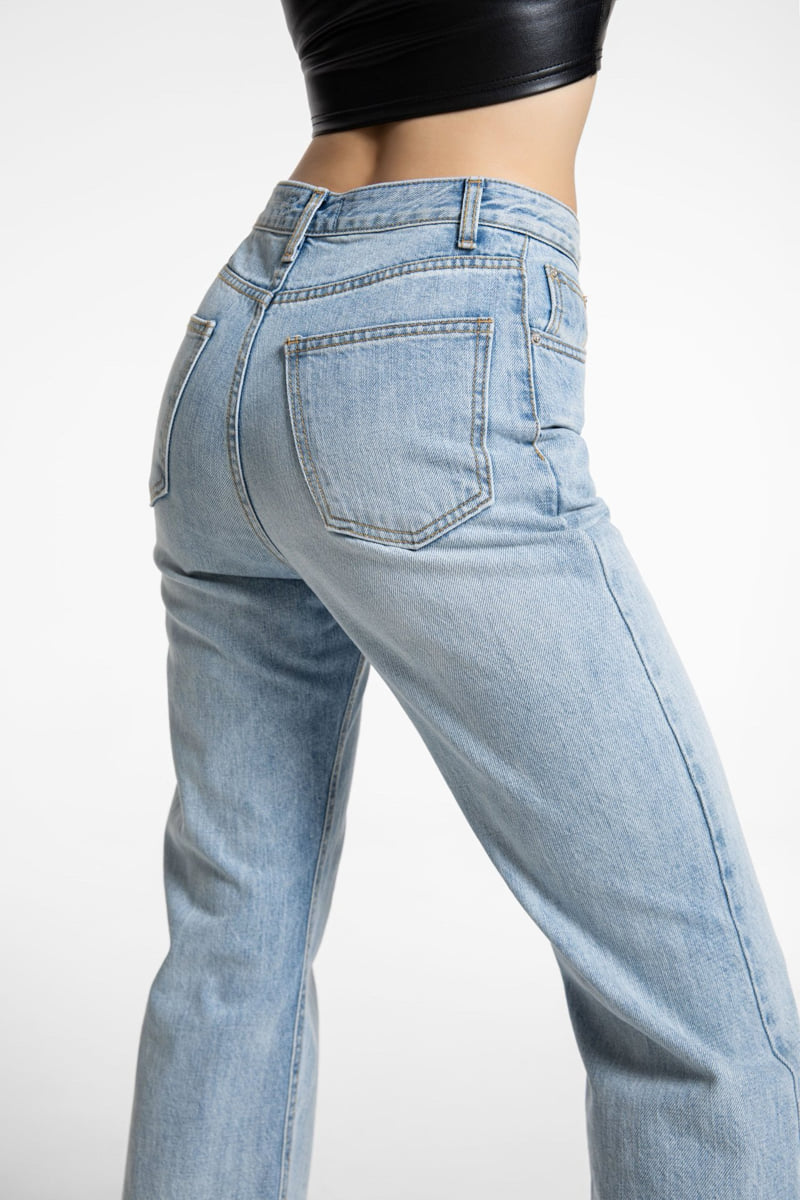 Paper Moon - Korean Women Fashion - #momslook - Classic Slim Fit Straight Blue Jeans - 4