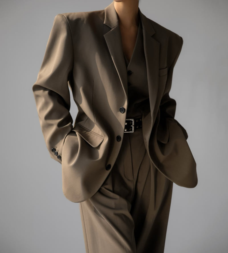 Paper Moon - Korean Women Fashion - #womensfashion - Oversized Three Button Single Blazer - 2