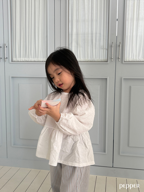 Pepper - Korean Children Fashion - #magicofchildhood - Candy Puff Blouse - 12