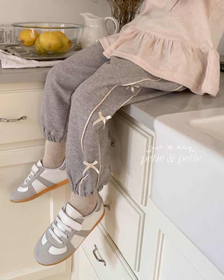 Petit & Petit - Korean Children Fashion - #childrensboutique - Line Ribbon Jogger Pants - 12