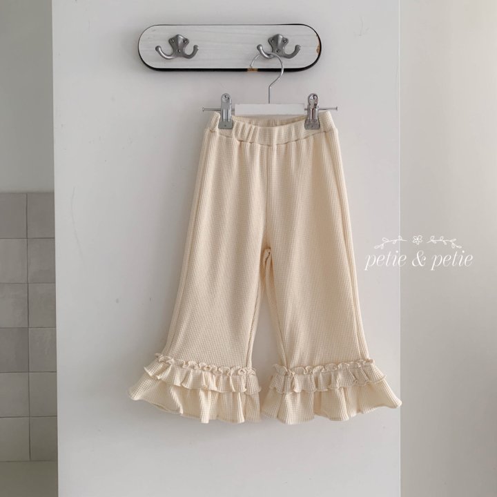 Petit & Petit - Korean Children Fashion - #designkidswear - Waffle Frill Pants - 2