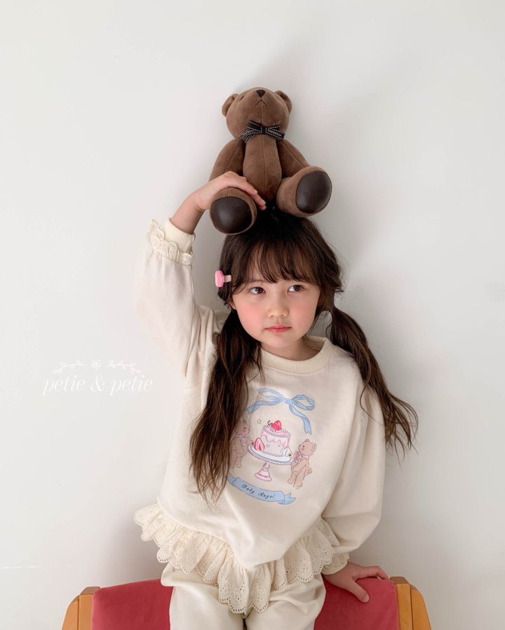 Petit & Petit - Korean Children Fashion - #kidzfashiontrend - Ribbon Bear Sweatshirt