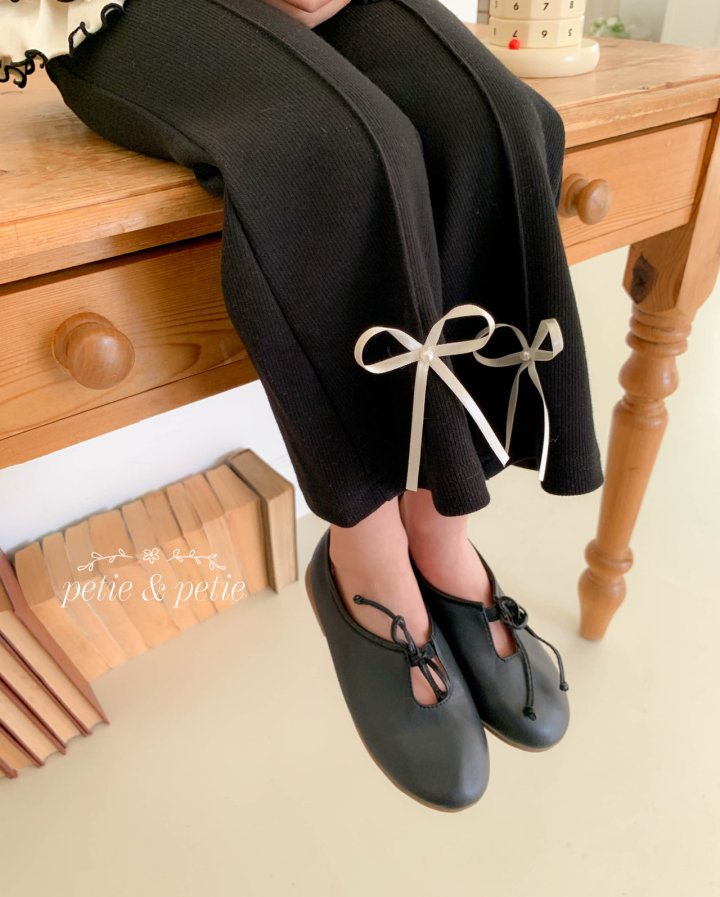 Petit & Petit - Korean Children Fashion - #kidzfashiontrend - Pearl Ribbon Flared Pants - 10