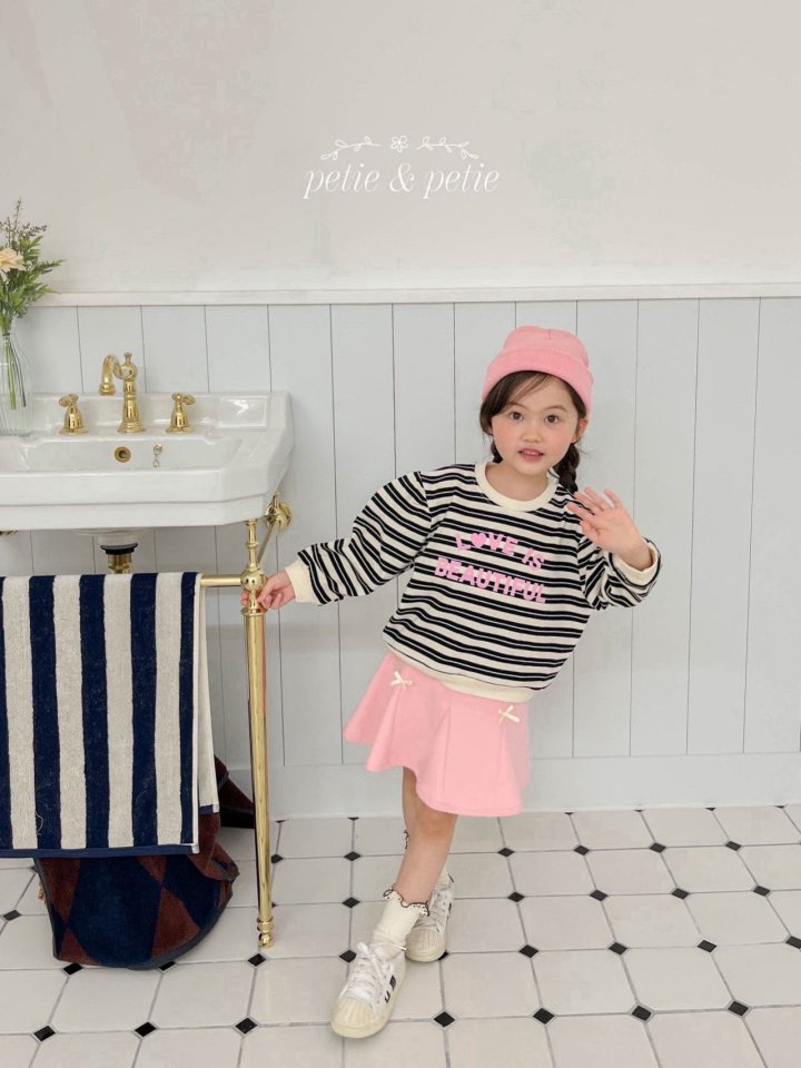 Petit & Petit - Korean Children Fashion - #magicofchildhood - Love Is Sweatshirt - 11