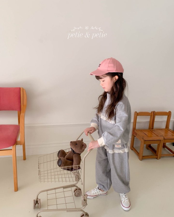 Petit & Petit - Korean Children Fashion - #minifashionista - Vera Zip-Up Sweatshirt - 3