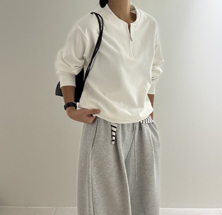 Ripple - Korean Women Fashion - #womensfashion - Movie Zipper Sweatshirt - 7