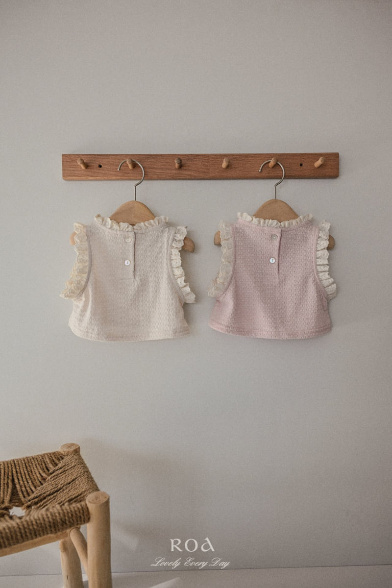 Roa - Korean Children Fashion - #childofig - Frill Sleeveless Vest - 12