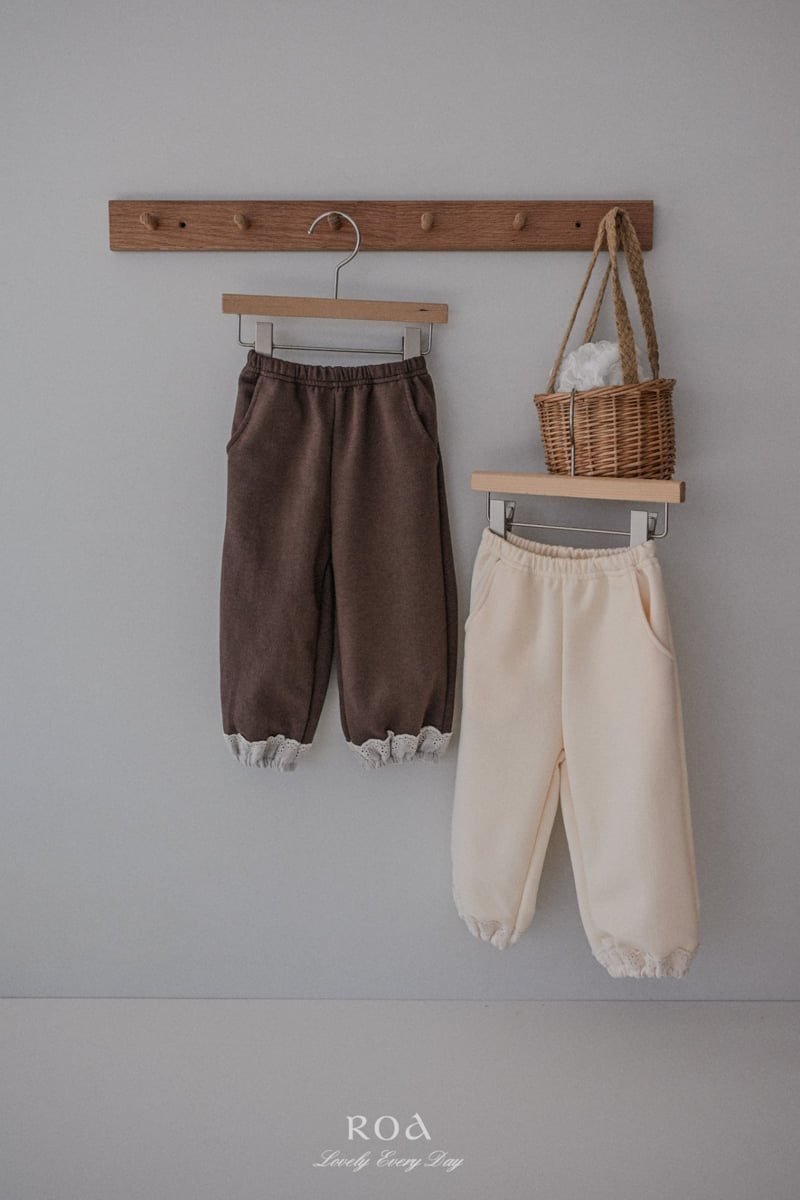 Roa - Korean Children Fashion - #designkidswear - Lace Hem Jogger Pants - 12