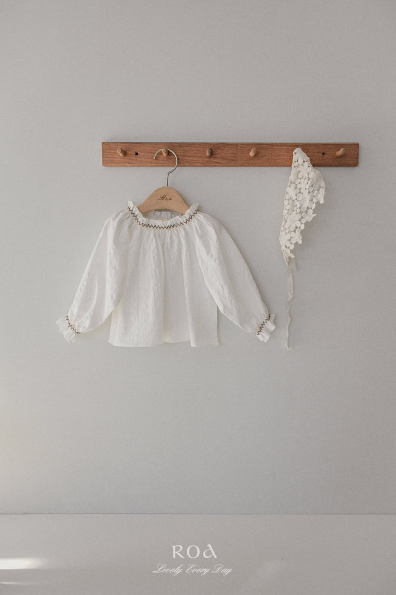 Roa - Korean Children Fashion - #littlefashionista - Smocked Printed Blouse - 12