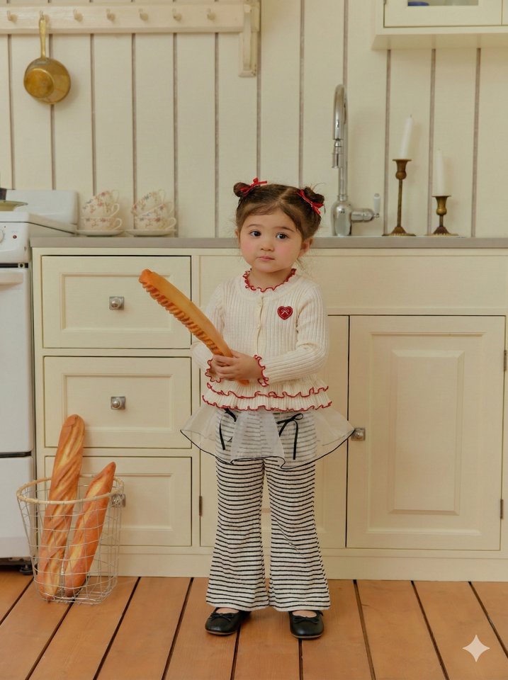 Sera - Korean Children Fashion - #kidsshorts - Heart Cardigan Set - 4