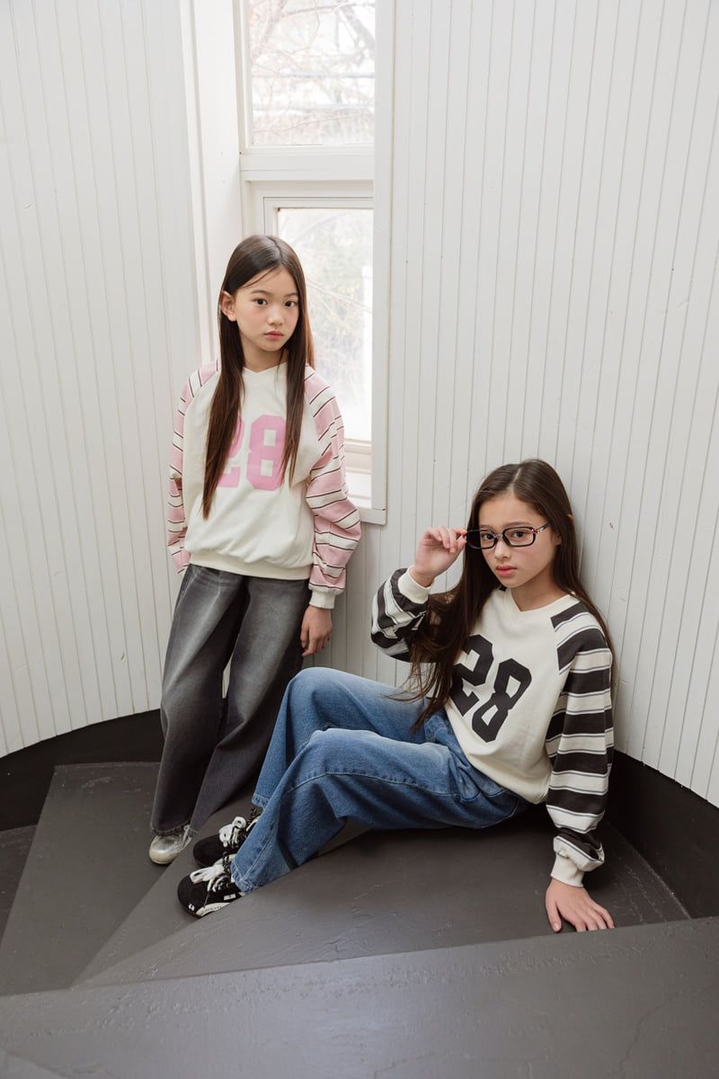 Number Raglan Sweatshirt by Sm2 for Child - view 6