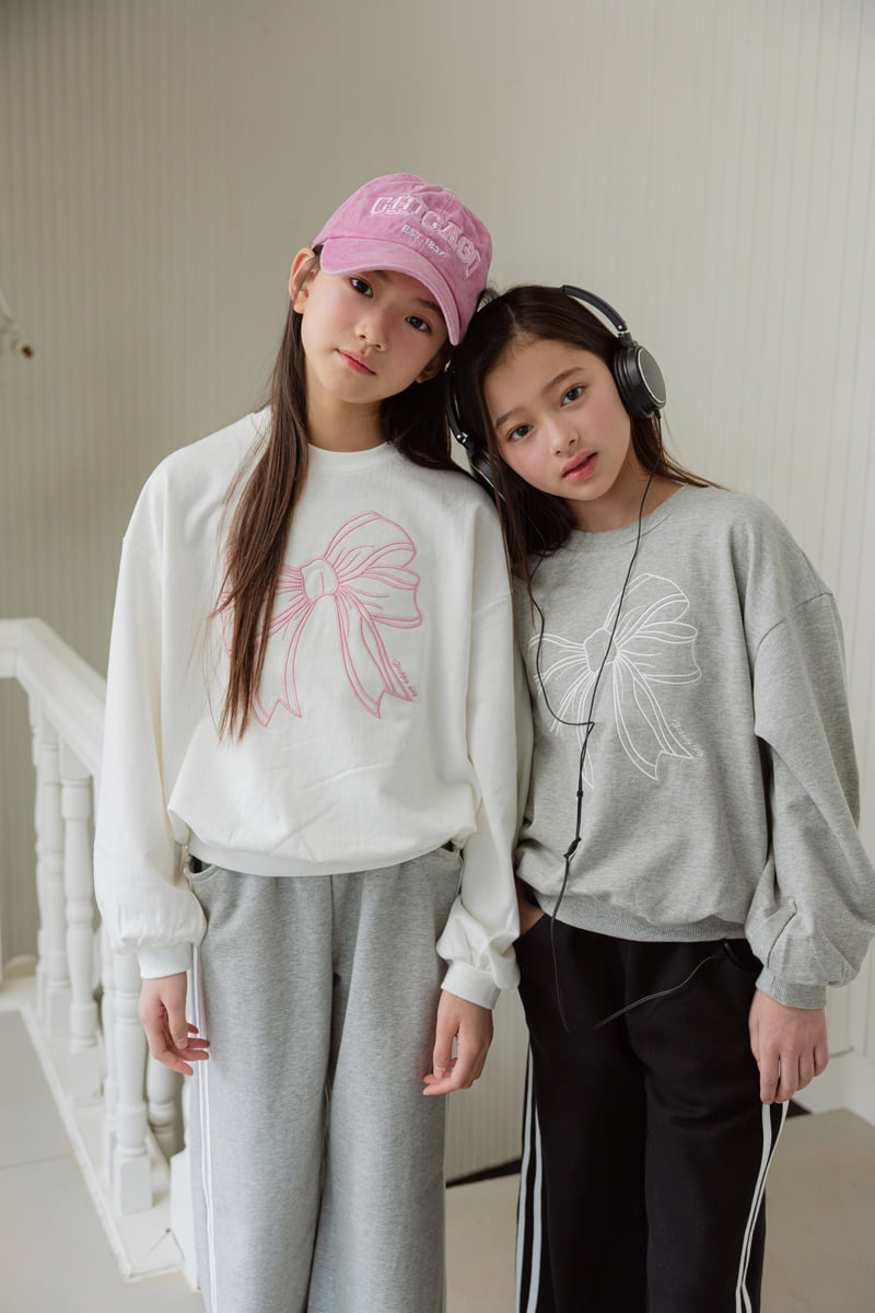Sm2 - Korean Children Fashion - #minifashionista - Ribbon Embroidered Sweatshirt