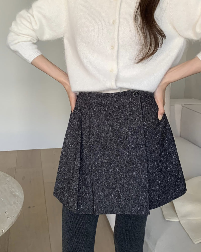 Something Else - Korean Women Fashion - #momslook - Lamb Pleated Mini Skirt (Lining Shorts) - 10