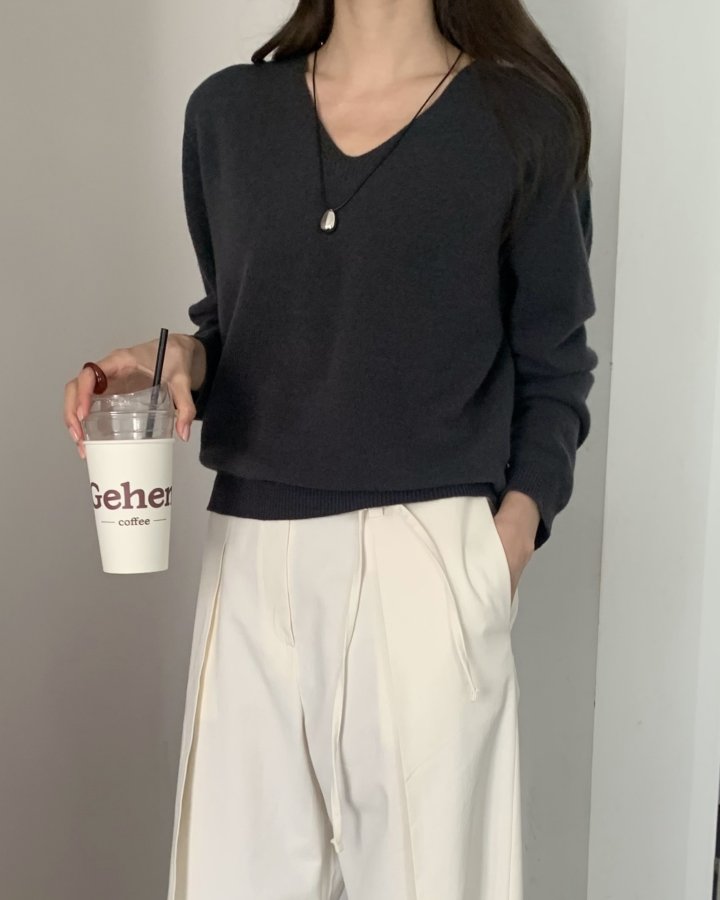 Something Else - Korean Women Fashion - #momslook - Ribbon Hole V-Neck Knit - 2
