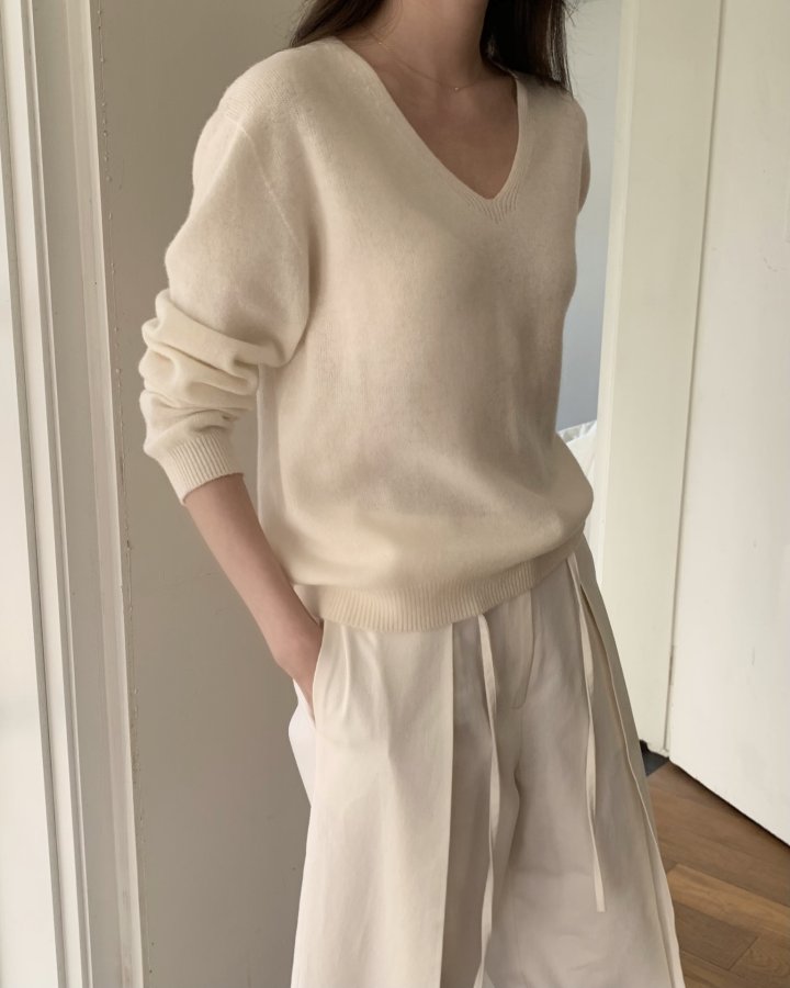 Something Else - Korean Women Fashion - #momslook - Ribbon Hole V-Neck Knit - 4