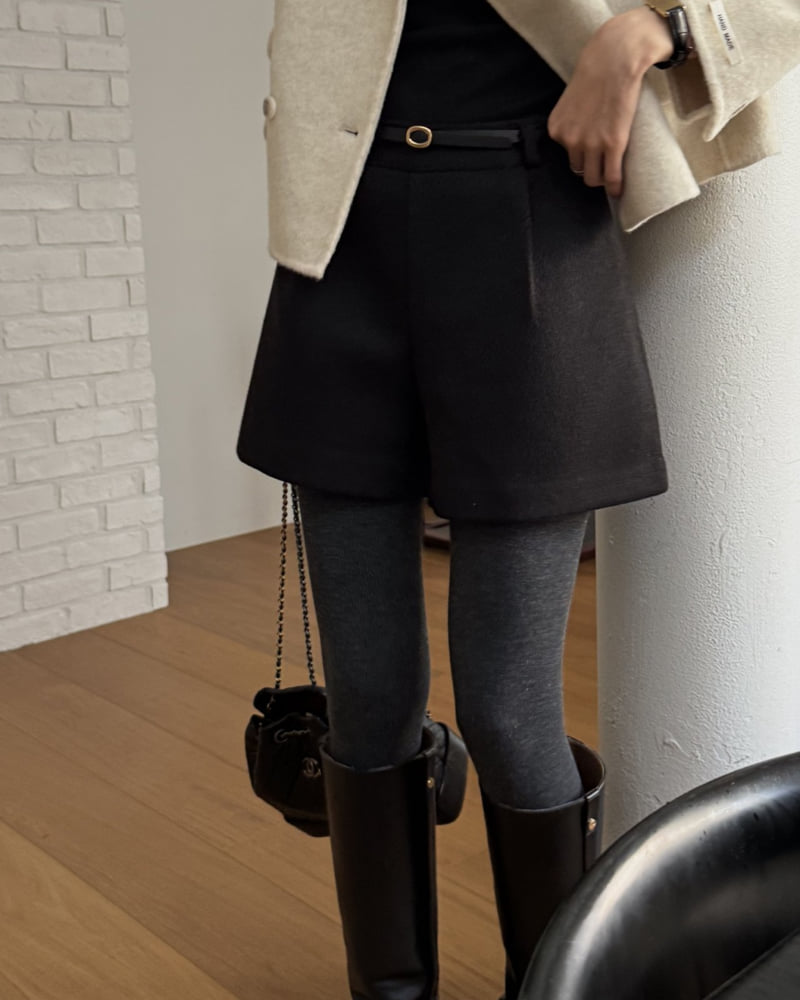 Something Else - Korean Women Fashion - #romanticstyle - Bella Wool Shorts - 2