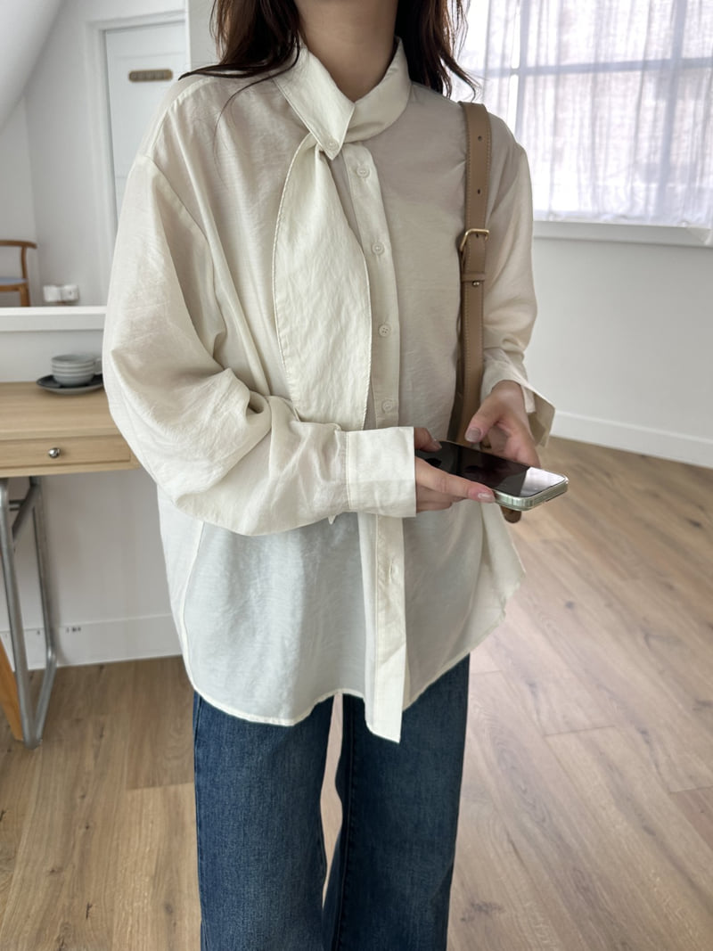 There By - Korean Women Fashion - #vintageinspired - Tie Blouse - 5