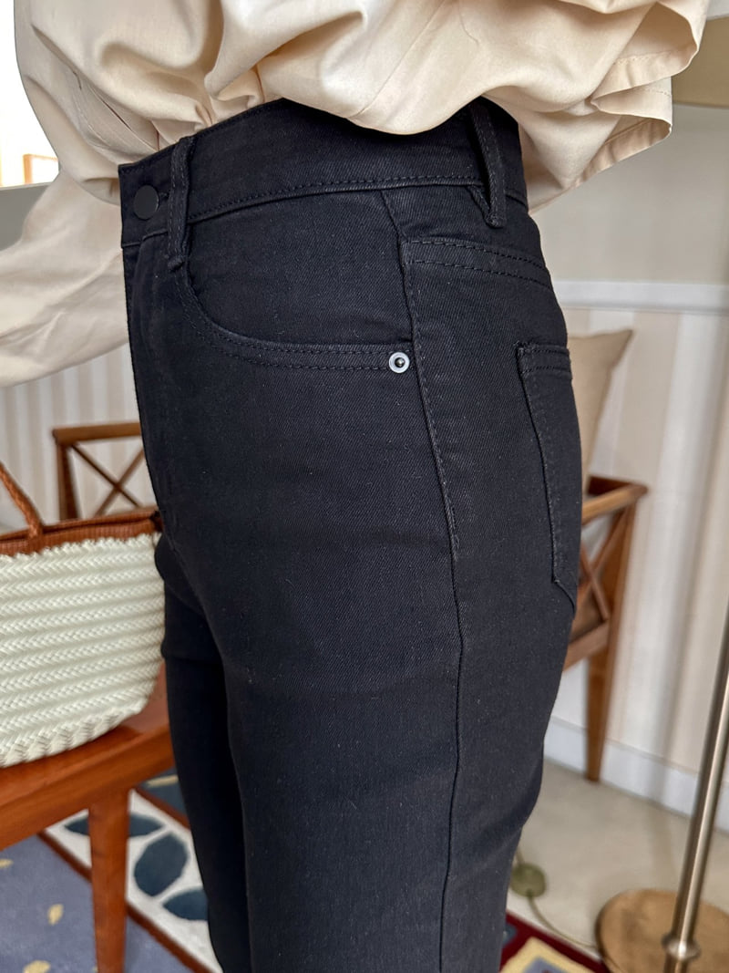 There By - Korean Women Fashion - #womensfashion - In-Banding Bootcut Denim Pants - 5