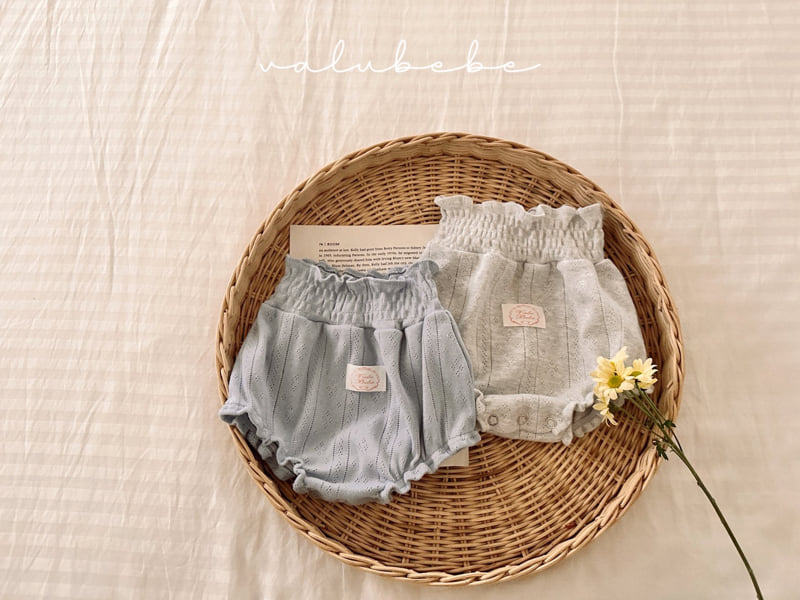 Valu Bebe - Korean Baby Fashion - #babyboutique - Eyelet Smocked Bloomers