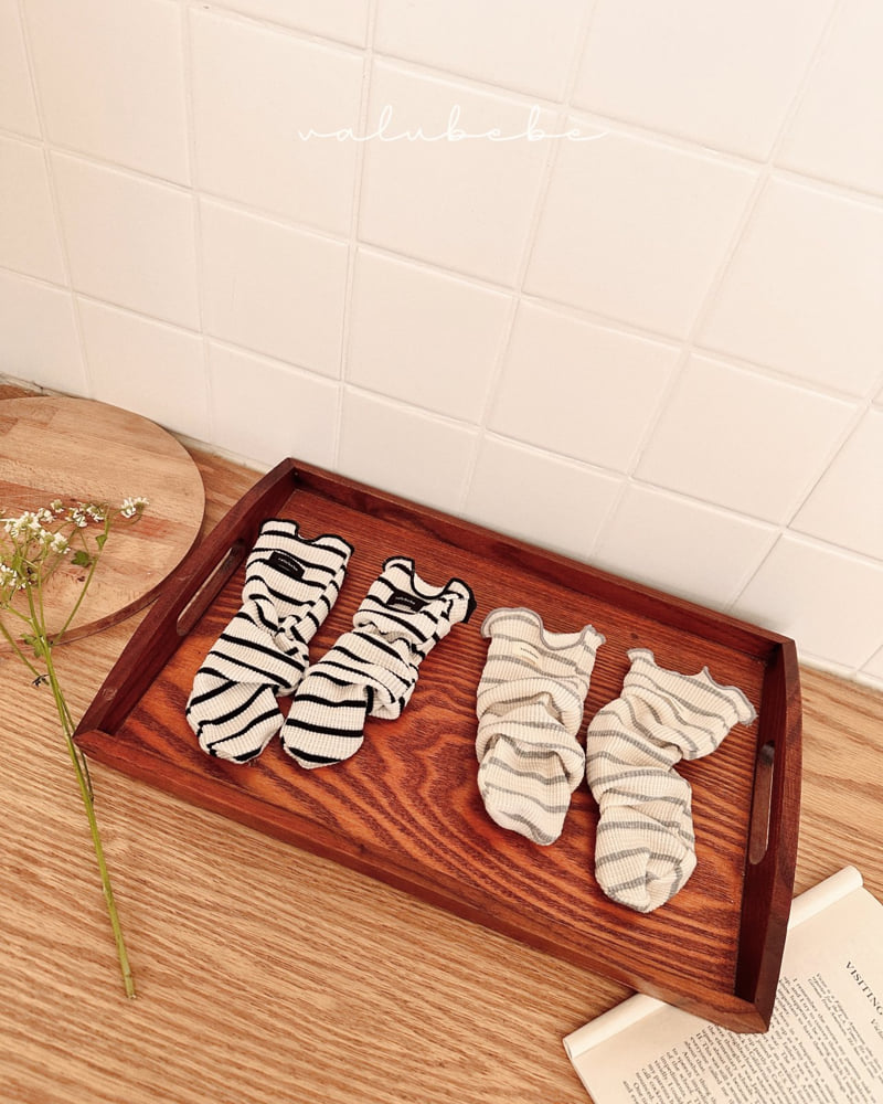 Valu Bebe - Korean Baby Fashion - #babyboutiqueclothing - Striped Wave Socks - 11