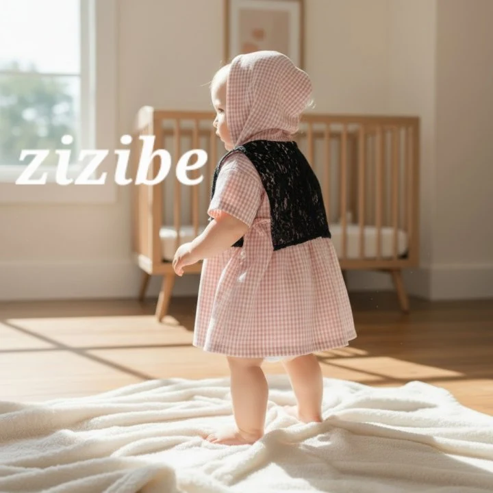 Lace Bib (Mom) by Zizibe for Mom + child - view 11