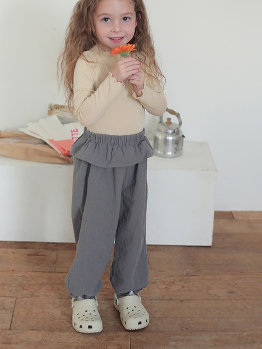 Ella Frill Pants