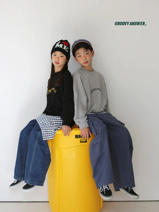 2602 Style Denim Pants
