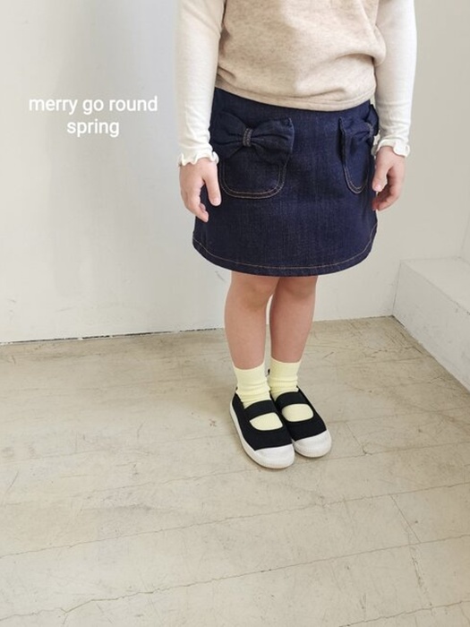 Ribbon Mini Skirt